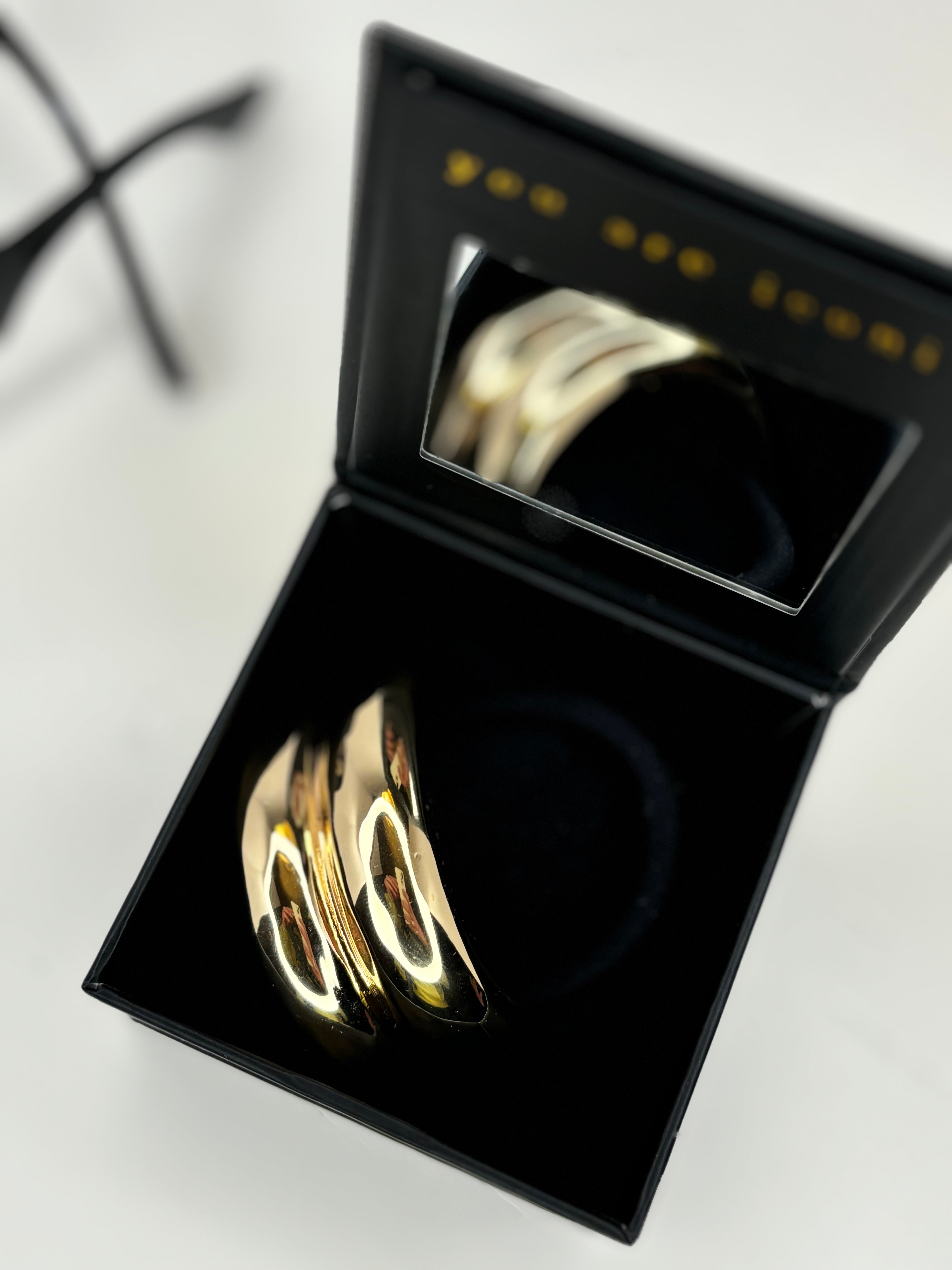 SET HYPNOTIC